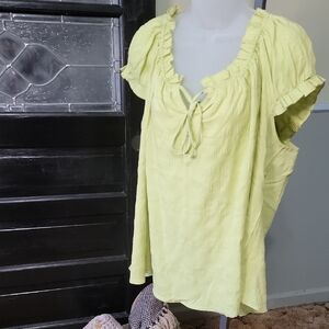 NWT DAVI & DANI Light Green Ruffled Blouse Keyhole Tie Woman Size 1XL